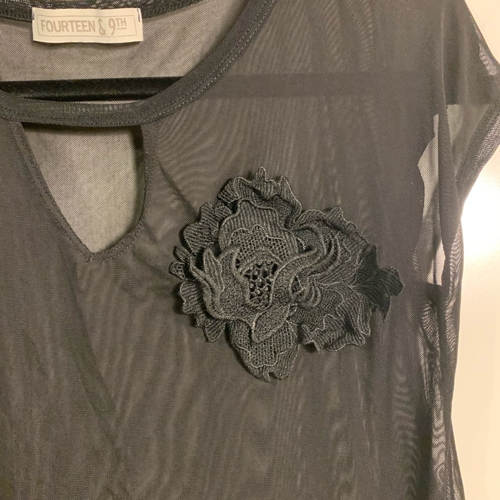 Mesh Top - Picture 2 of 2
